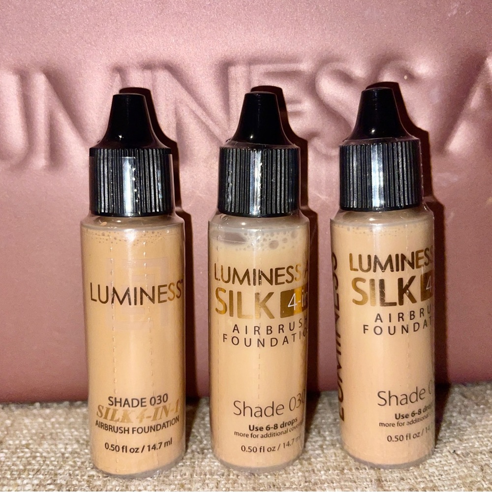 Luminess Air Silk 4-in-1 Airbrush Foundation Shade 030 price is for one bottle